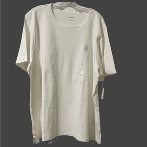 Liz Claiborne Classic White Top 100% cotton, soft